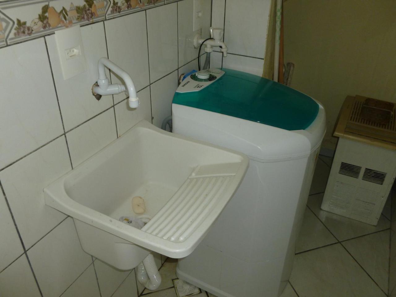 Apartamento 12 - Bombinhas - 200 Metros Da Praia Exterior photo